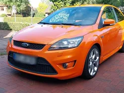 Orange Gebraucht 2008 Ford Focus ST Limousine | 6.500 € (Fairer Preis)