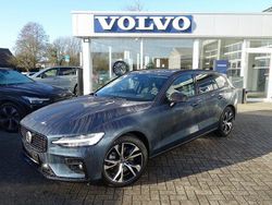 Blau Gebraucht 2025 Volvo V60 Plus Kombi | 34.900 € (Superpreis)