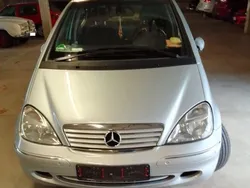 Silber Gebraucht 2003 Mercedes A160 Elegance Van / Kleinbus | 1.490 € (Guter Preis)