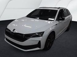 Moonweiss metallic Gebraucht 2025 Skoda Octavia SportLine Kombi | 34.930 € (Teuer)