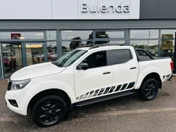 Brilliant white (m) Gebraucht 2022 Nissan Navara N-Guard Abholung | 44.970 €