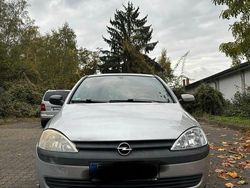 Grau Gebraucht 2001 Opel Corsa Kleinwagen | 750 € (Guter Preis)