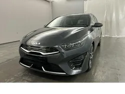 Grau Gebraucht 2022 Kia XCeed Spirit SUV | 20.900 € (Fairer Preis)