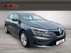 Grau Gebraucht 2021 Renault Mégane GrandTour Business Kombi | 12.990 € (Guter Preis)