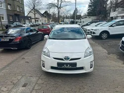 Weiß Gebraucht 2012 Toyota Prius Life Kleinwagen | 11.400 € (Fairer Preis)