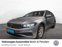 Pyritsilber metallic Gebraucht 2023 VW Passat Basis Kombi | 25.555 € (Fairer Preis)