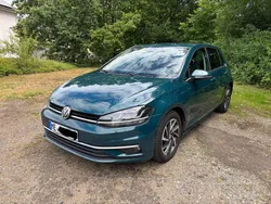 Grün Gebraucht 2017 VW Golf VII Limousine | 12.800 € (Guter Preis)