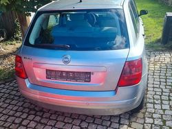 Grau Gebraucht 2004 Fiat Stilo Limousine | 750 € (Guter Preis)