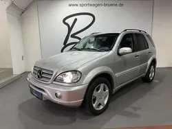 Silber Gebraucht 2002 Mercedes ML55 AMG AMG SUV | 11.900 €