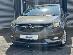 Grau Gebraucht 2019 Opel Zafira Tourer Van / Kleinbus | 11.900 € (Guter Preis)