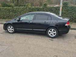 Schwarz Gebraucht 2009 Honda Civic Hybrid Limousine | 6.500 € (Teuer)