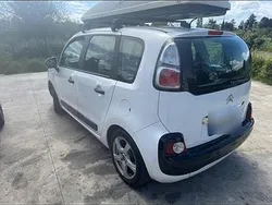 Weiß Gebraucht 2010 Citroën C3 Picasso Van / Kleinbus | 2.800 € (Fairer Preis)