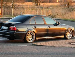 Schwarz Gebraucht 2003 BMW 525 M Sport Limousine | 9.600 €