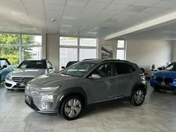 Grau Gebraucht 2020 Hyundai Kona Advantage SUV | 15.999 € (Guter Preis)