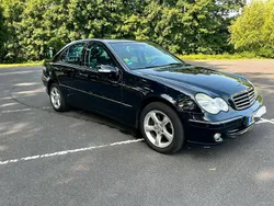 Schwarz Gebraucht 2004 Mercedes C180 Limousine | 3.000 € (Teuer)