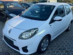Weiß Gebraucht 2011 Renault Twingo Kleinwagen | 3.450 € (Etwas zu teuer)