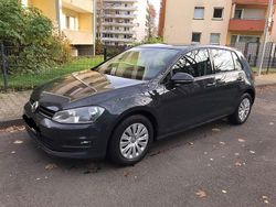Grau Gebraucht 2014 VW Golf VII Comfortline Limousine | 5.500 € (Guter Preis)