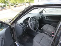 Weiß Gebraucht 2012 Skoda Fabia Cool Edition Limousine | 4.100 € (Fairer Preis)