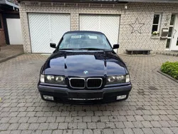 Blau Gebraucht 1998 BMW 318 Cabriolet Cabrio | 9.999 € (Teuer)
