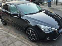 Schwarz Gebraucht 2016 Mazda 2 Sports-Line Kleinwagen | 9.700 € (Fairer Preis)