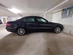 Blau Gebraucht 2005 Mercedes E220 Elegance Limousine | 11.500 €