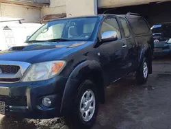 Grün Gebraucht 2011 Toyota HiLux Abholung | 7.890 €