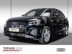 Schwarz Neu 2024 Audi Q2 S-Line SUV | 42.480 € (Teuer)