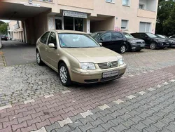 Stormbeige Gebraucht 2002 VW Bora Limousine | 3.900 € (Teuer)