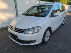 Weiß Gebraucht 2018 VW Sharan Highline Van / Kleinbus | 14.999 € (Guter Preis)