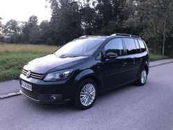 Grün Gebraucht 2014 VW Touran Comfortline Van / Kleinbus | 9.400 € (Guter Preis)