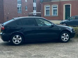 Schwarz Gebraucht 2003 Seat Leon Kleinwagen | 550 € (Superpreis)