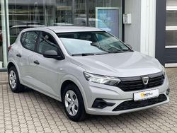 Grau Gebraucht 2022 Dacia Sandero Essentiel Kleinwagen | 10.890 € (Guter Preis)