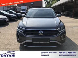 Indiumgrau metallic (metallic) Gebraucht 2023 VW T-Roc Life SUV | 19.800 € (Etwas zu teuer)