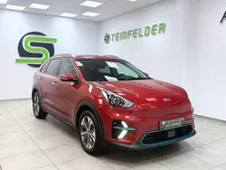 Rot Gebraucht 2020 Kia e-Niro Vision SUV | 14.990 € (Fairer Preis)