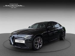 Nero vulcano metallic Gebraucht 2018 Alfa Romeo Giulia Veloce Limousine | 24.450 € (Etwas zu teuer)