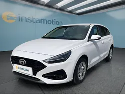 Weiß Neu 2025 Hyundai i30 Kombi | 23.449 € (Etwas zu teuer)