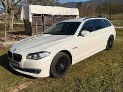 Weiß Gebraucht 2012 BMW 520 Kombi | 7.800 € (Fairer Preis)