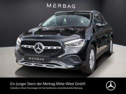 Unilack nachtschwarz Gebraucht 2023 Mercedes GLA200 Business SUV | 34.450 € (Guter Preis)