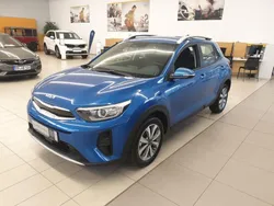 Blau Gebraucht 2024 Kia Stonic Vision SUV | 22.590 € (Fairer Preis)