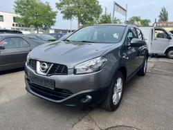 Grau Gebraucht 2012 Nissan Qashqai SUV | 7.499 € (Fairer Preis)