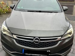 Grau Gebraucht 2018 Opel Astra Dynamic Limousine | 14.200 € (Fairer Preis)