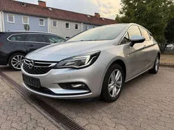 Silber Gebraucht 2016 Opel Astra Edition Limousine | 8.500 € (Fairer Preis)