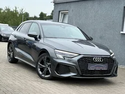 Grau Gebraucht 2021 Audi A3 Sportback S-Line Limousine | 22.990 € (Fairer Preis)