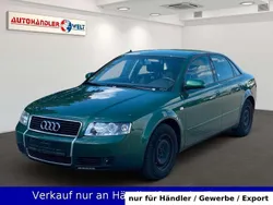 Grün Gebraucht 2001 Audi A4 Limousine | 899 € (Guter Preis)