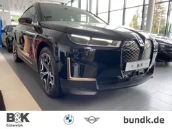 Schwarz Gebraucht 2022 BMW iX SUV | 99.900 €