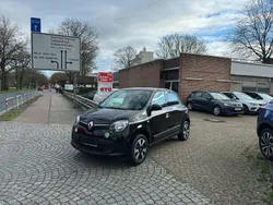 Schwarz Gebraucht 2018 Renault Twingo LIMITED Kleinwagen | 9.400 € (Fairer Preis)