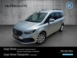 Helvinsilber Gebraucht 2023 Mercedes T180 Progressive Van / Kleinbus | 27.890 € (Fairer Preis)