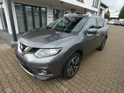 Grau Gebraucht 2016 Nissan X-Trail SUV | 10.990 € (Guter Preis)