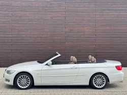 Weiß Gebraucht 2010 BMW 320 Cabriolet Sport Line Cabrio | 18.250 € (Teuer)