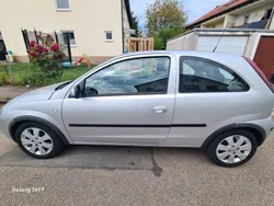 Silber Gebraucht 2003 Opel Corsa Limousine | 2.500 € (Etwas zu teuer)